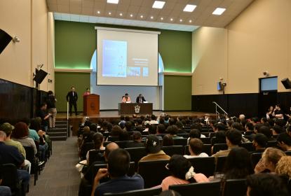 Académica de Oxford, Sonia Contera, participa en Cátedra Latinoamericana Julio Cortázar