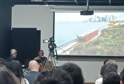 Artista visual Charles Gaines visita por primera vez el CUAAD