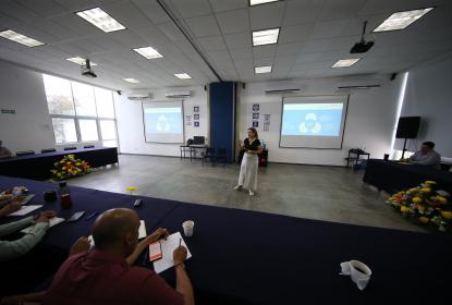 Presentan a preparatorias ribereñas modelo educativo y carreras del CUChapala
