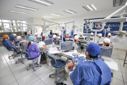UdeG promueve la colaboración entre academia, industria y gobierno