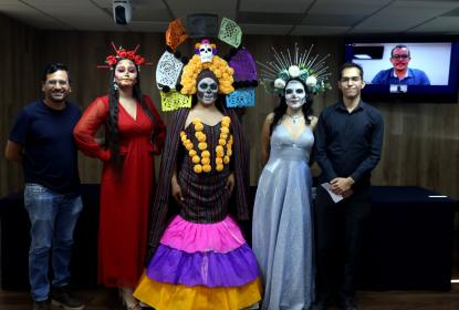 Preparan festividades por el Día de Muertos