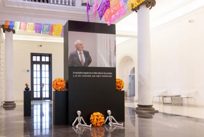 Honra MUSA memoria de Raúl Padilla con ofrenda por el Día de Muertos