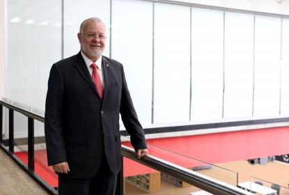 Trinidad Padilla es el nuevo Presidente de la FIL 