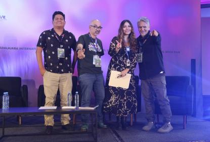 Marie-France, ganadora del Segundo Concurso de Cartón Universitario 