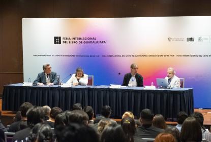 El tránsito de la democracia en México va hacia el autoritarismo, dicen Leticia Bonifaz y José Woldenberg