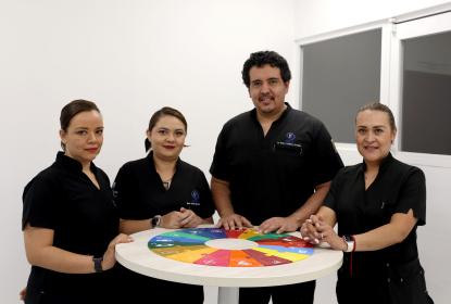 Estudiantes del CUCS practican con simuladores y tecnología de punta