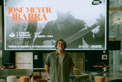 Del emo a los boleros: José Meyer Ibarra lleva resistencia musical al Conjunto Santander