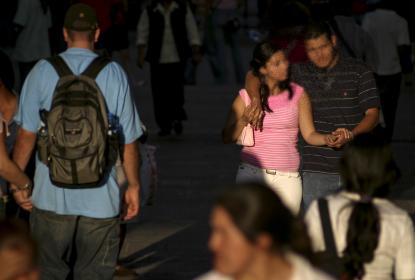 Miedo al rechazo y falta de habilidades sociales condicionan el consentimiento en vínculos sexuales entre jóvenes