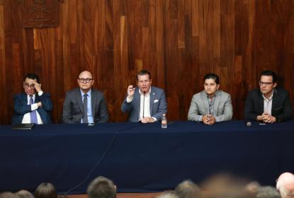 Presentan equipo de la Defensoría de los Derechos Humanos de la UdeG a comunidad del CUCSH