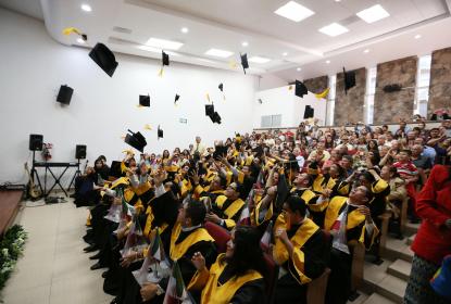 UdeG entrega primer título de licenciatura con perspectiva de género