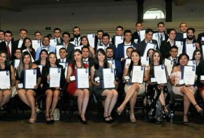UdeG, institución pública en el país con más egresados de excelencia en el EGEL
