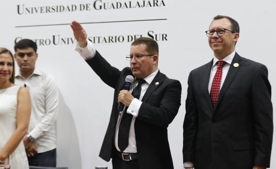 Rinde protesta Dante Jaime Haro Reyes como Rector del CUSur