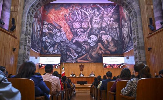 Aprueba UdeG ingreso directo a hijas e hijos de bomberos caídos en su deber