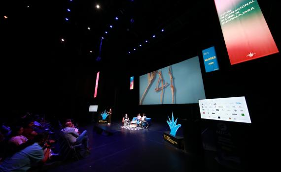 Reflexionan sobre la producción de cine accesible y diverso en FICG 41
