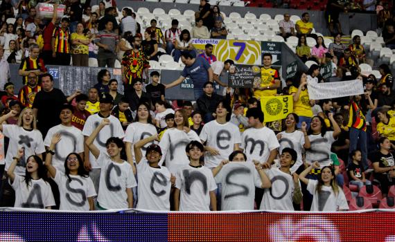 Afición de Leones Negros pide el regreso del ascenso